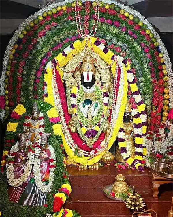 Vadapalli Venkateswara Swamy: వాడపల్లి శ్రీ వెంకటేశ్వర స్వామి వారి ఆలయ చరిత్ర, వేళలు, సేవలు